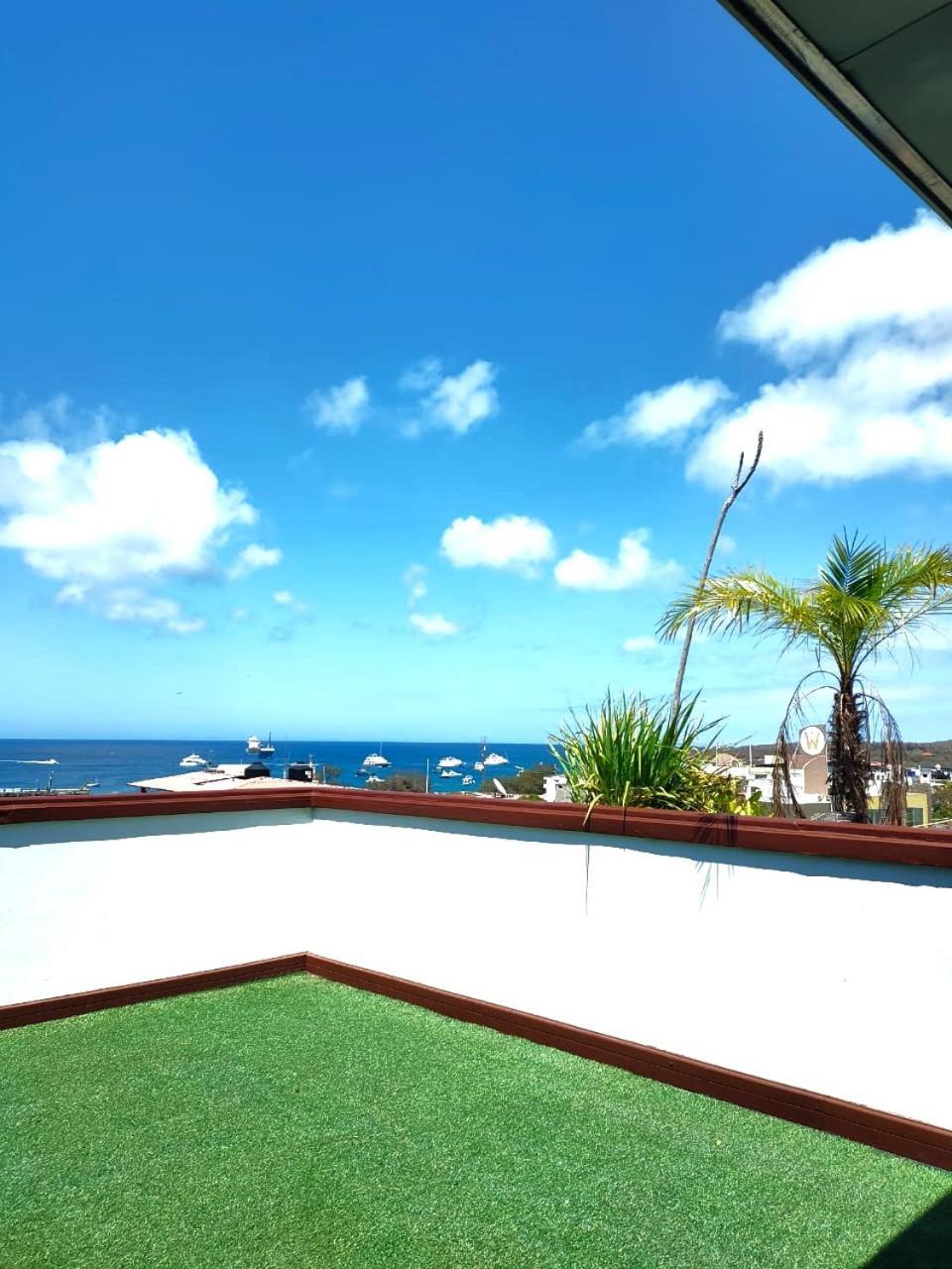 פוארטו בקריסו מורנו Hotel Los Algarrobos מראה חיצוני תמונה