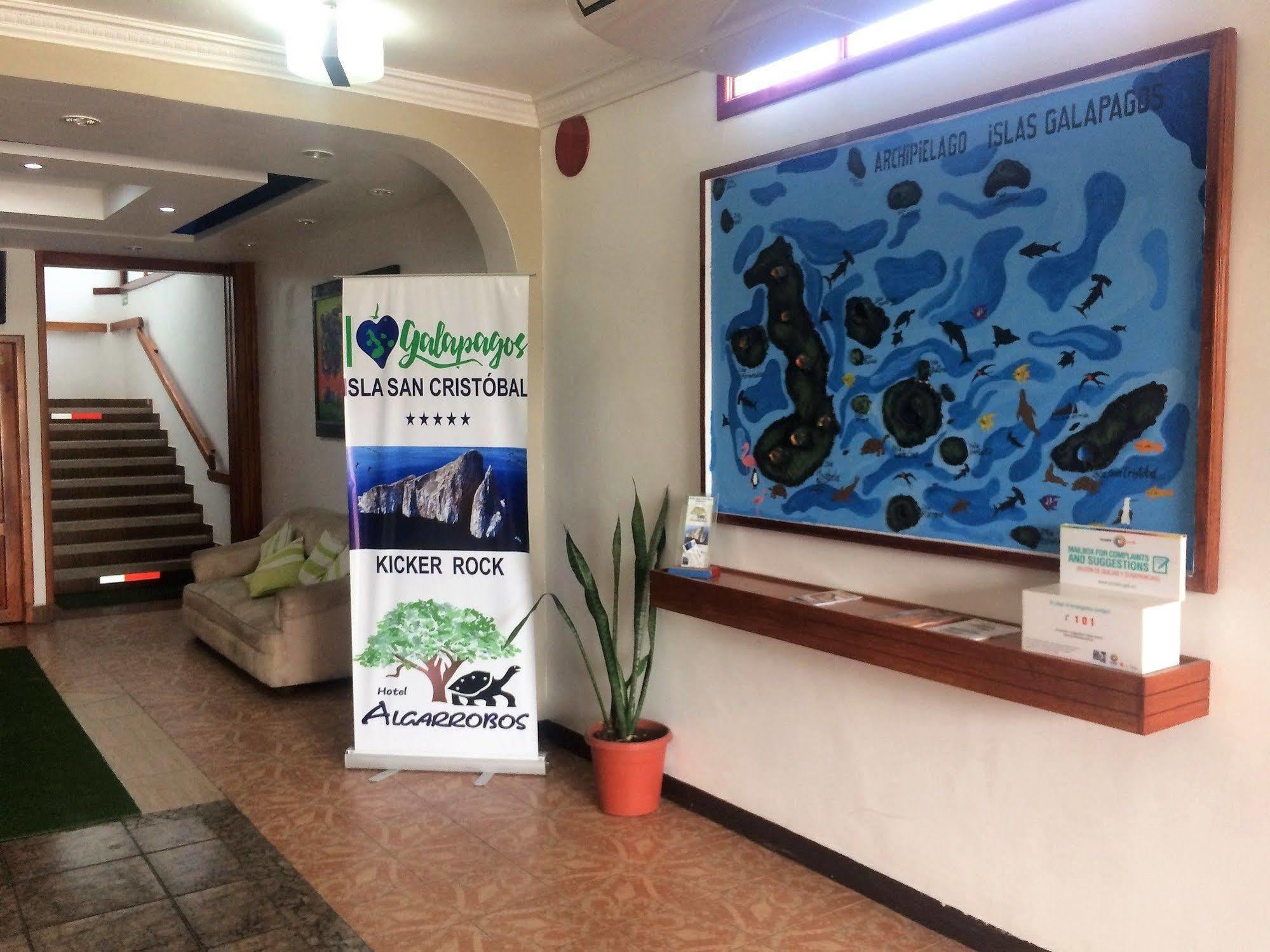 פוארטו בקריסו מורנו Hotel Los Algarrobos מראה חיצוני תמונה